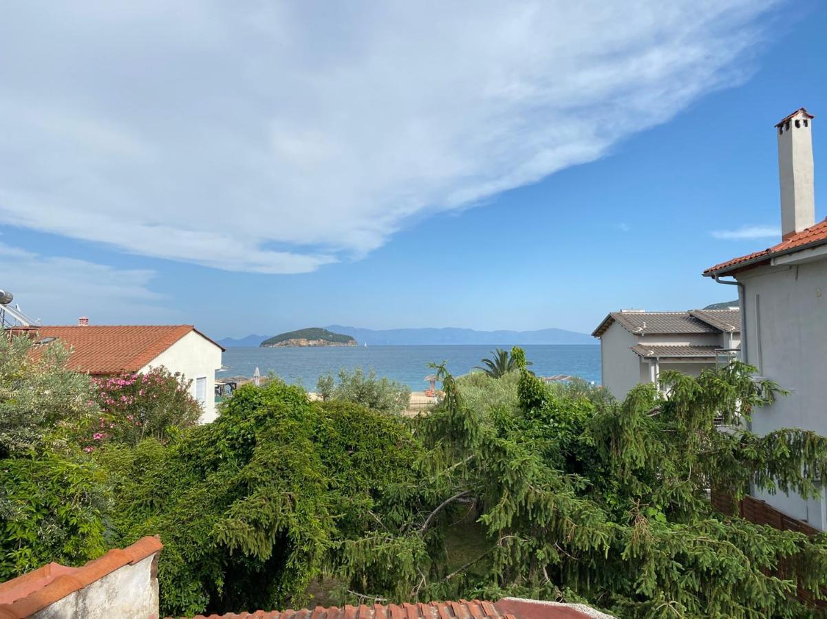 House By The Sea 2 Apartment Nea Iraklitsa Luaran gambar