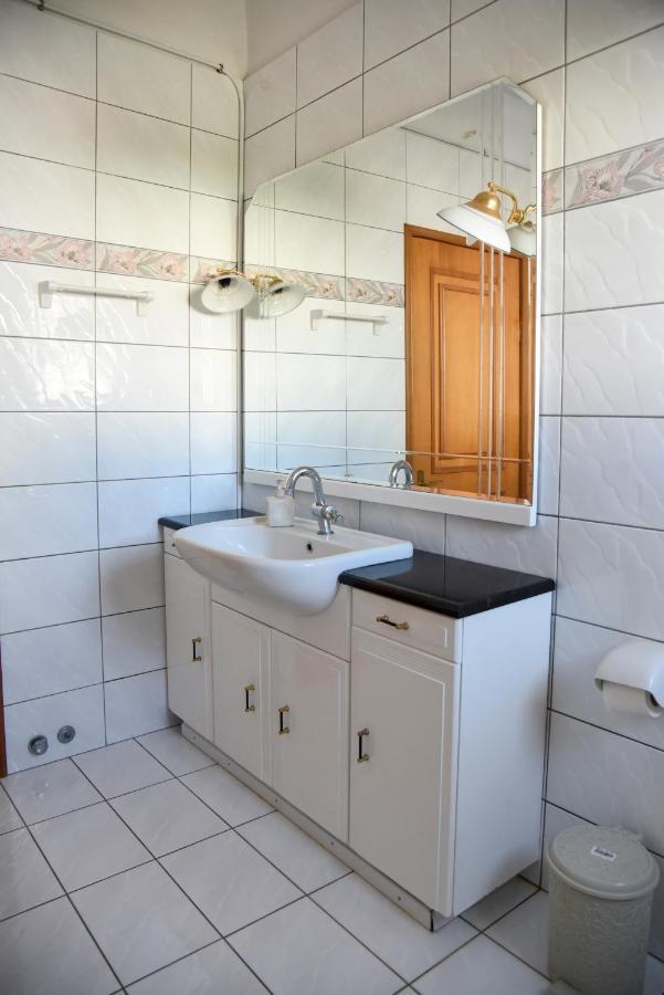 House By The Sea 2 Apartment Nea Iraklitsa Luaran gambar